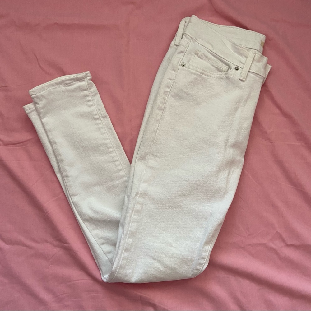 Levi’s 711 mid rise skinny jeans